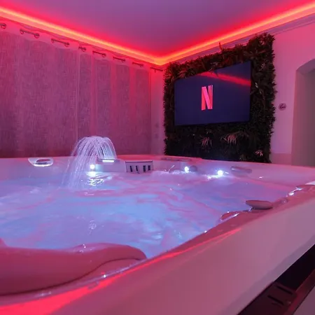 Casa Amor & Spa, Appartement Suite Jacuzzi & Piscine Chauffee Montfort-sur-Argens Exterior photo