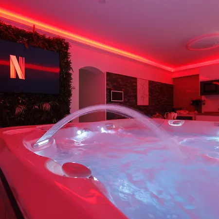 Casa Amor & Spa, Appartement Suite Jacuzzi & Piscine Chauffee Montfort-sur-Argens Exterior photo