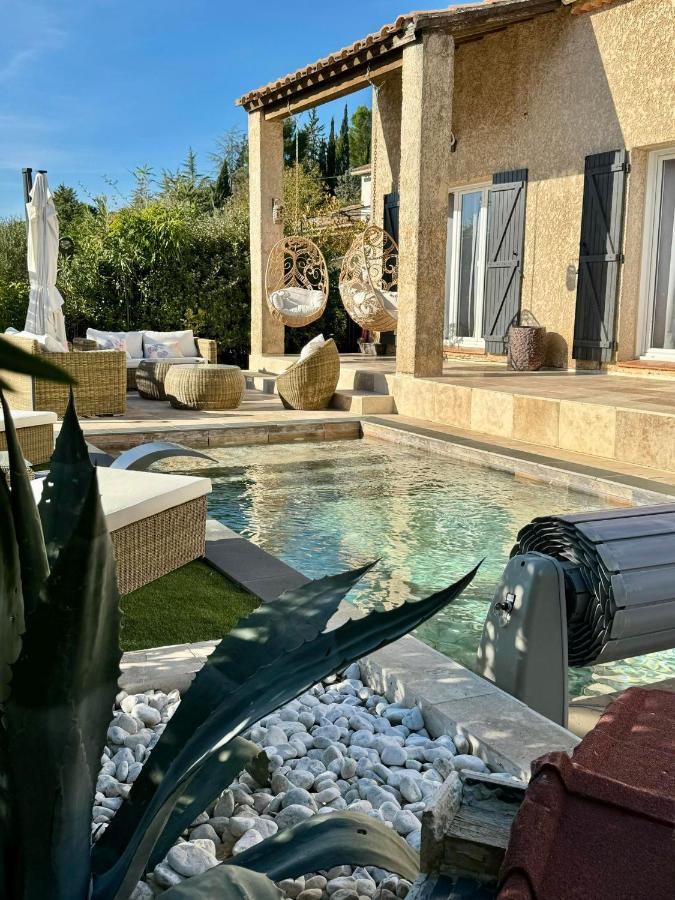 Apartment Casa Amor & Spa, Appartement Suite Jacuzzi & Piscine Chauffee Montfort-sur-Argens