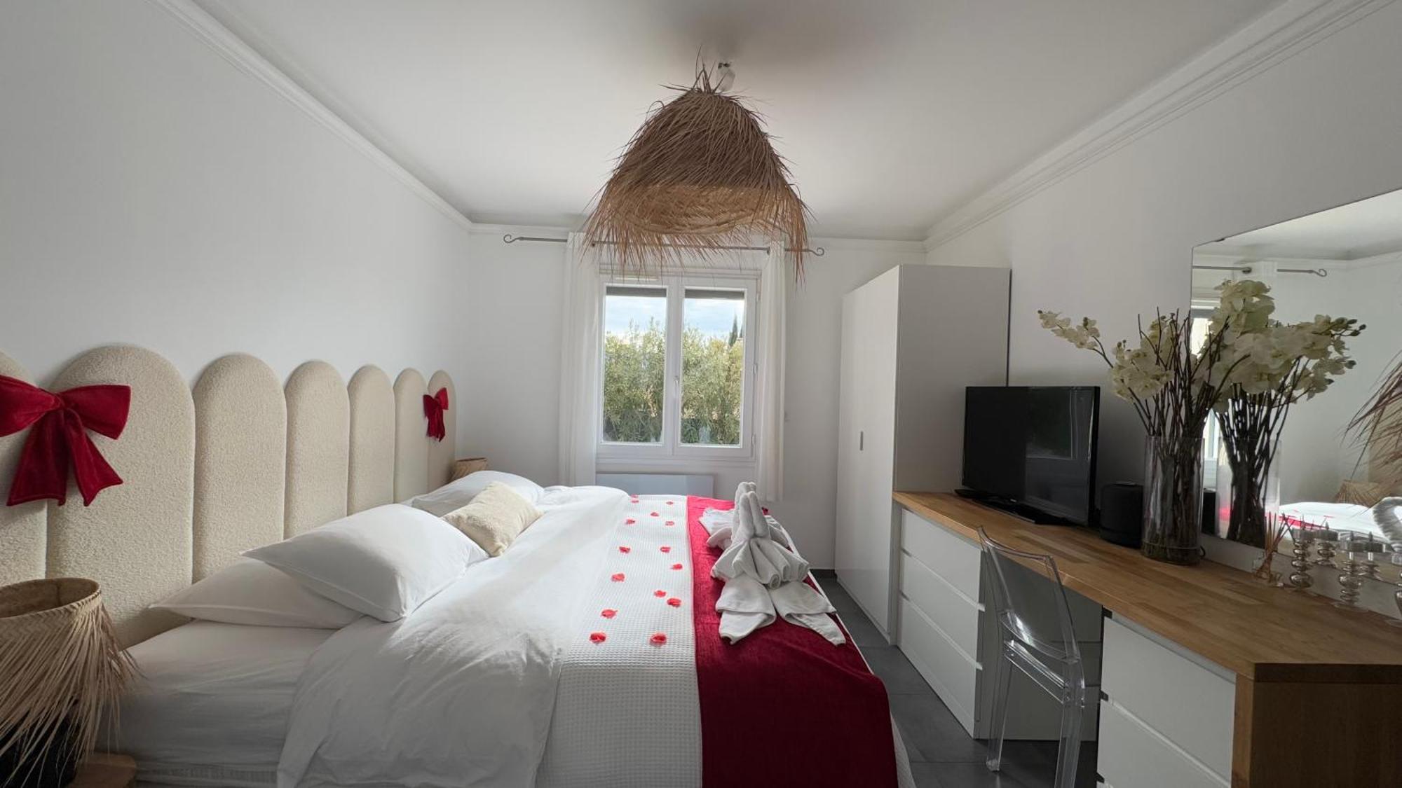 Casa Amor & Spa, Appartement Suite Jacuzzi & Piscine Chauffee