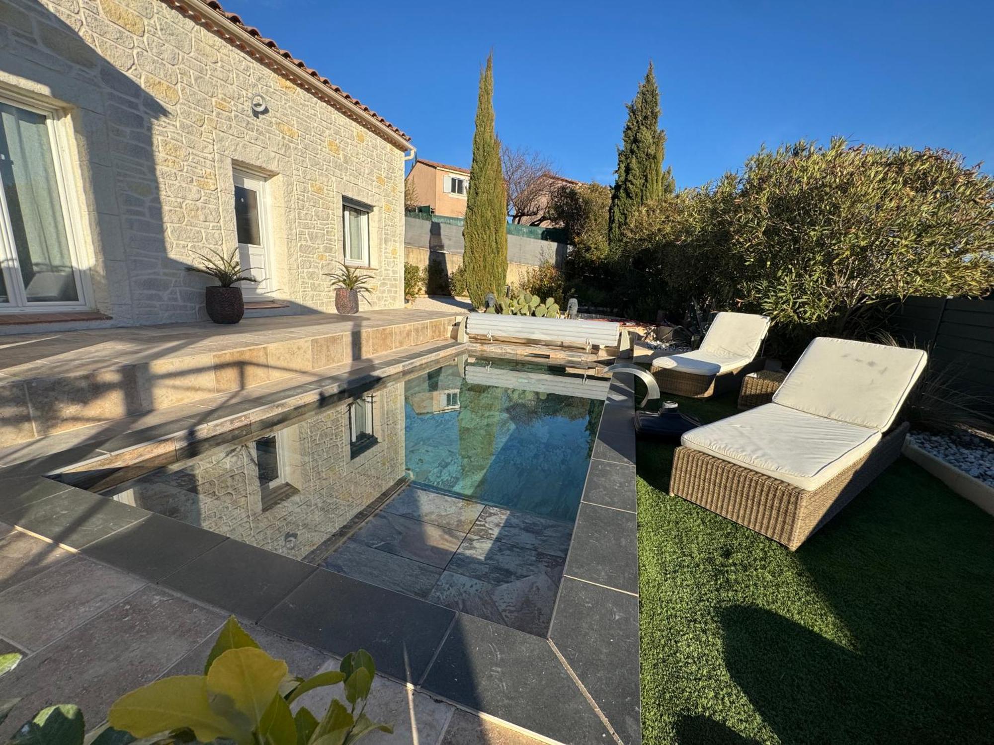 Apartment Casa Amor & Spa, Appartement Suite Jacuzzi & Piscine Chauffee *